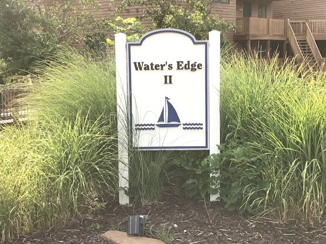 Water's Edge Sign